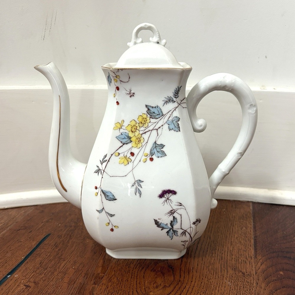 Antique BBD Karlsbad Austria Porcelain Tea Pot Hand-Painted Floral Gilded Trim‎